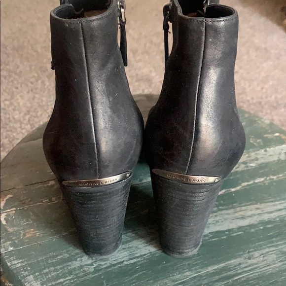 Michael Kors Leather Double Zip Booties. - Picture 3 of 6